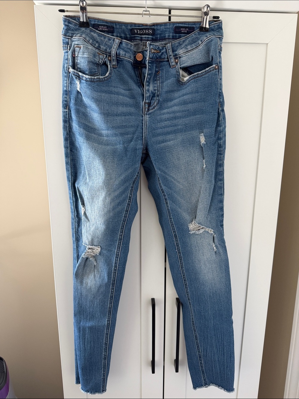 Vigoss Women's Light Blue Distressed Skinny Jeans